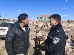 自觉守护口的河道取